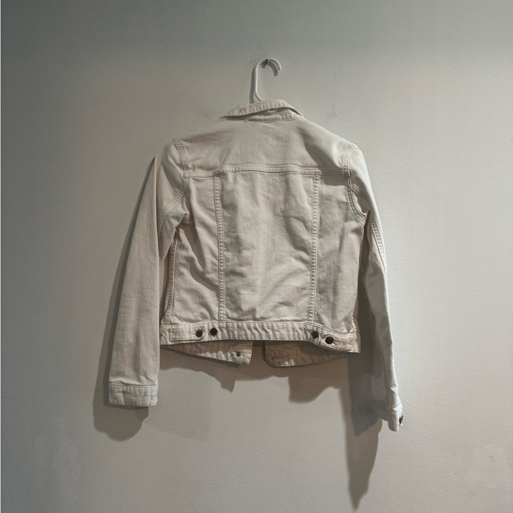 Gap White Denim Jean Jacket XS Classic Cropped Trucker - Picture 2 of 2